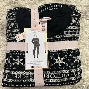 Victoria's Secret Women’s Thermal Long Pajama Set Size Small